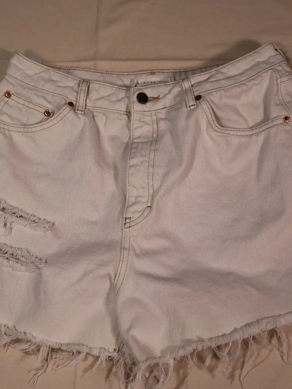 Topshop Moto Mom Denim Jean High Waisted Shorts, White US 12